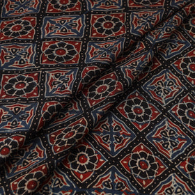 Natural dyed dola silk hand fabric 58 - handcrafted