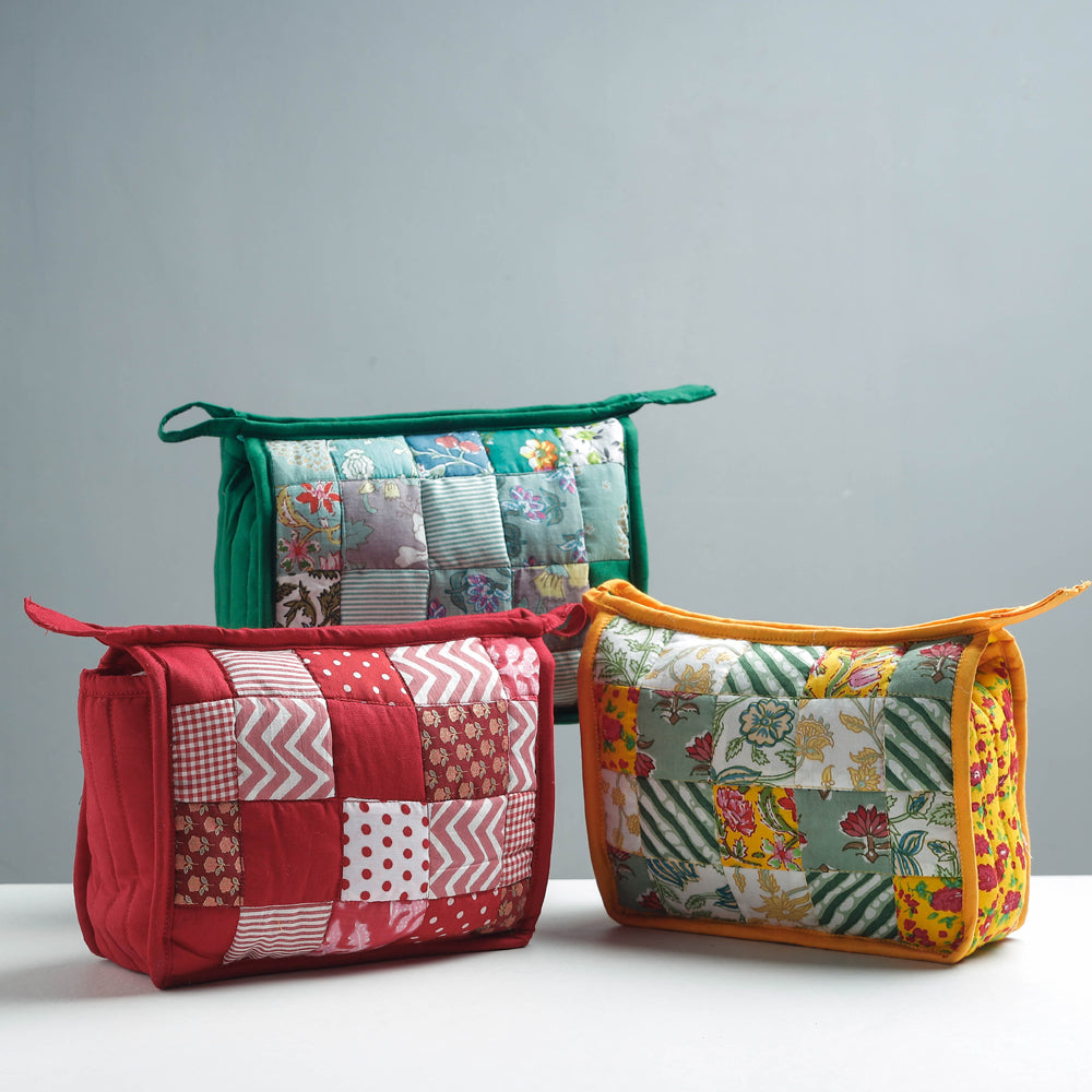  Patchwork Quilted Multipurpose Toiletry Bag 