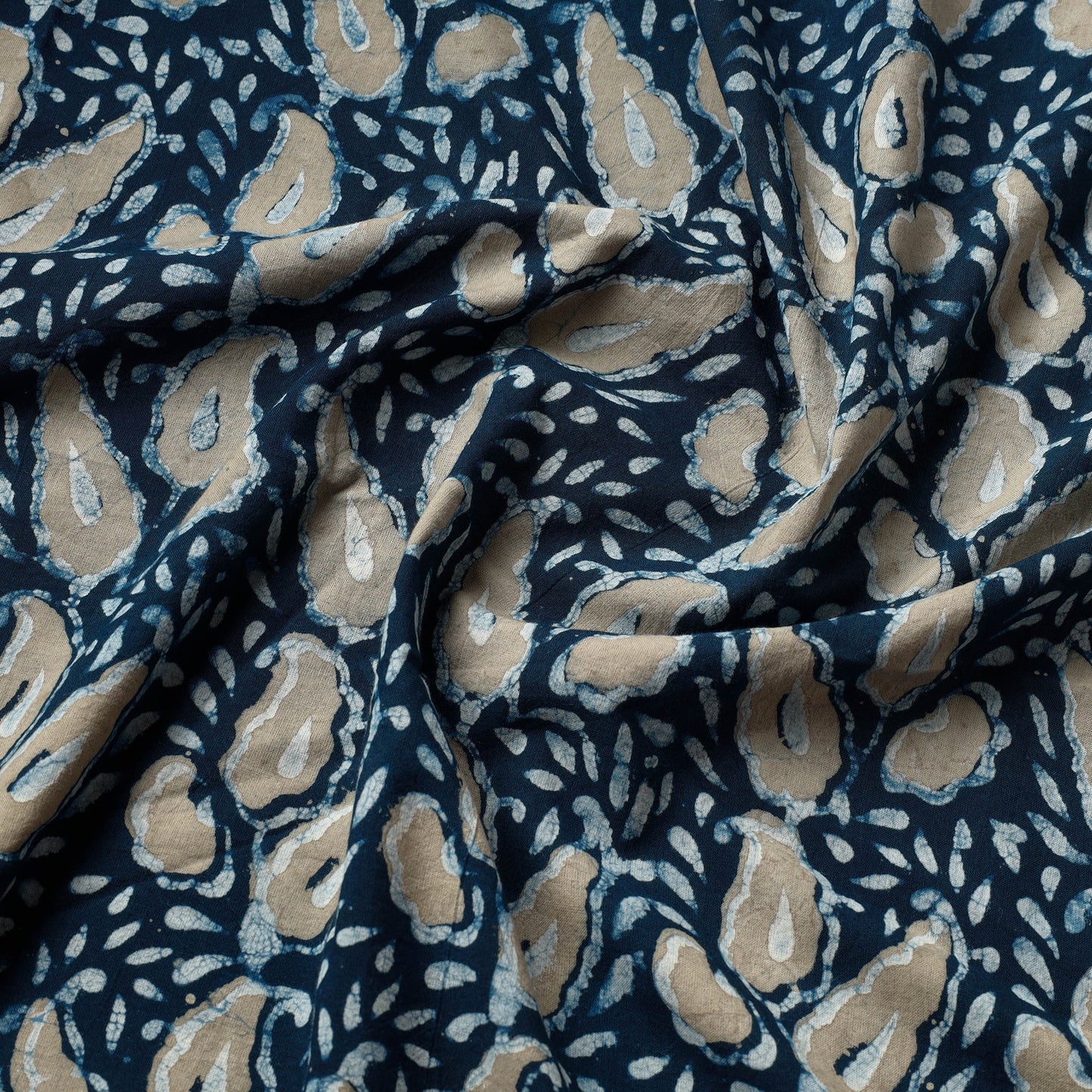 Buy Pipad Block Printed Cotton Fabric Online at iTokri.com