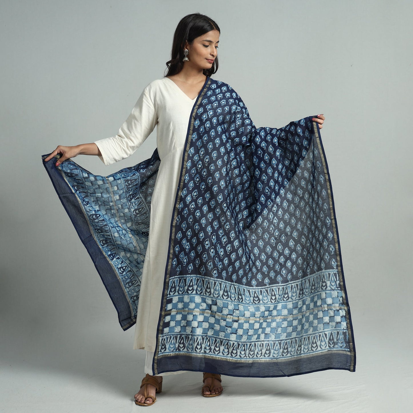 Buy Pipad Block Printed Handloom Chanderi Silk Dupatta 67 Online l iTokri.com
