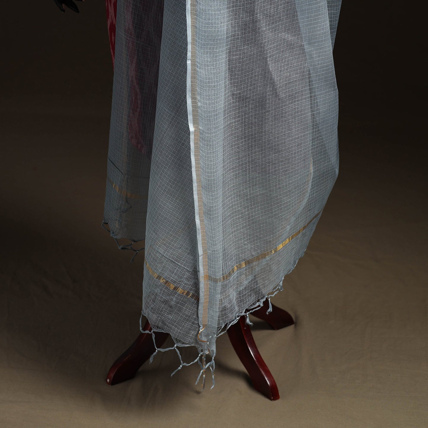Plain cotton kota doria dupatta 11 - handcrafted