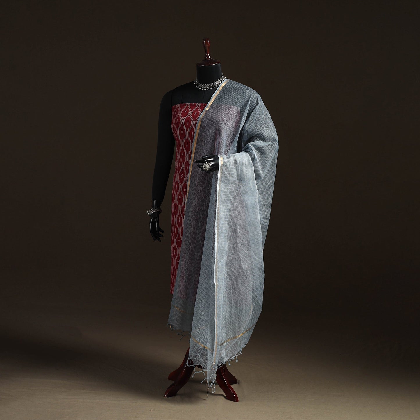 Plain cotton kota doria dupatta 11 - handcrafted