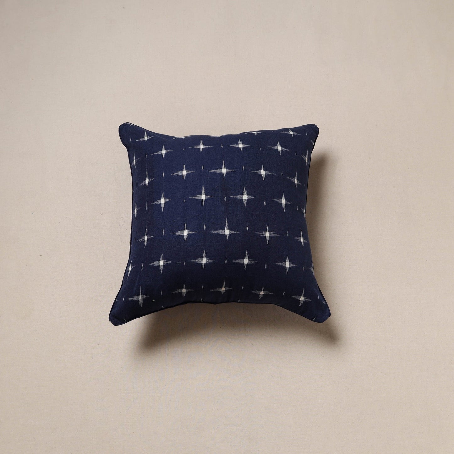 Pochampally double ikat weave cushion cover 03 - handcrafted