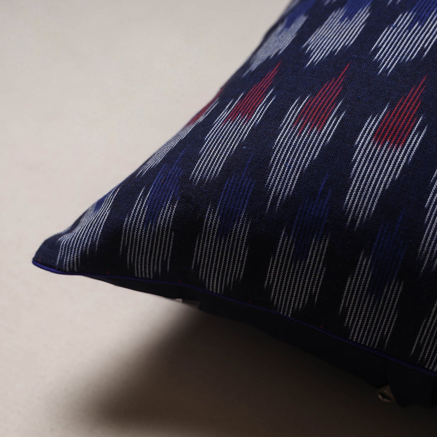 Pochampally ikat weave cushion cover 27 2025/1651-1