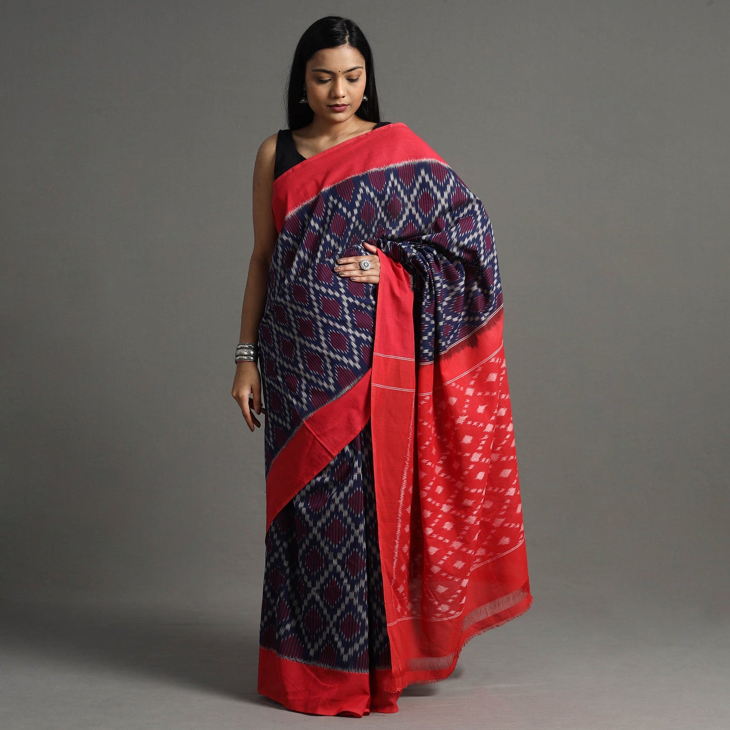 Buy Blue Pochampally Ikat Weave Handloom Cotton Saree