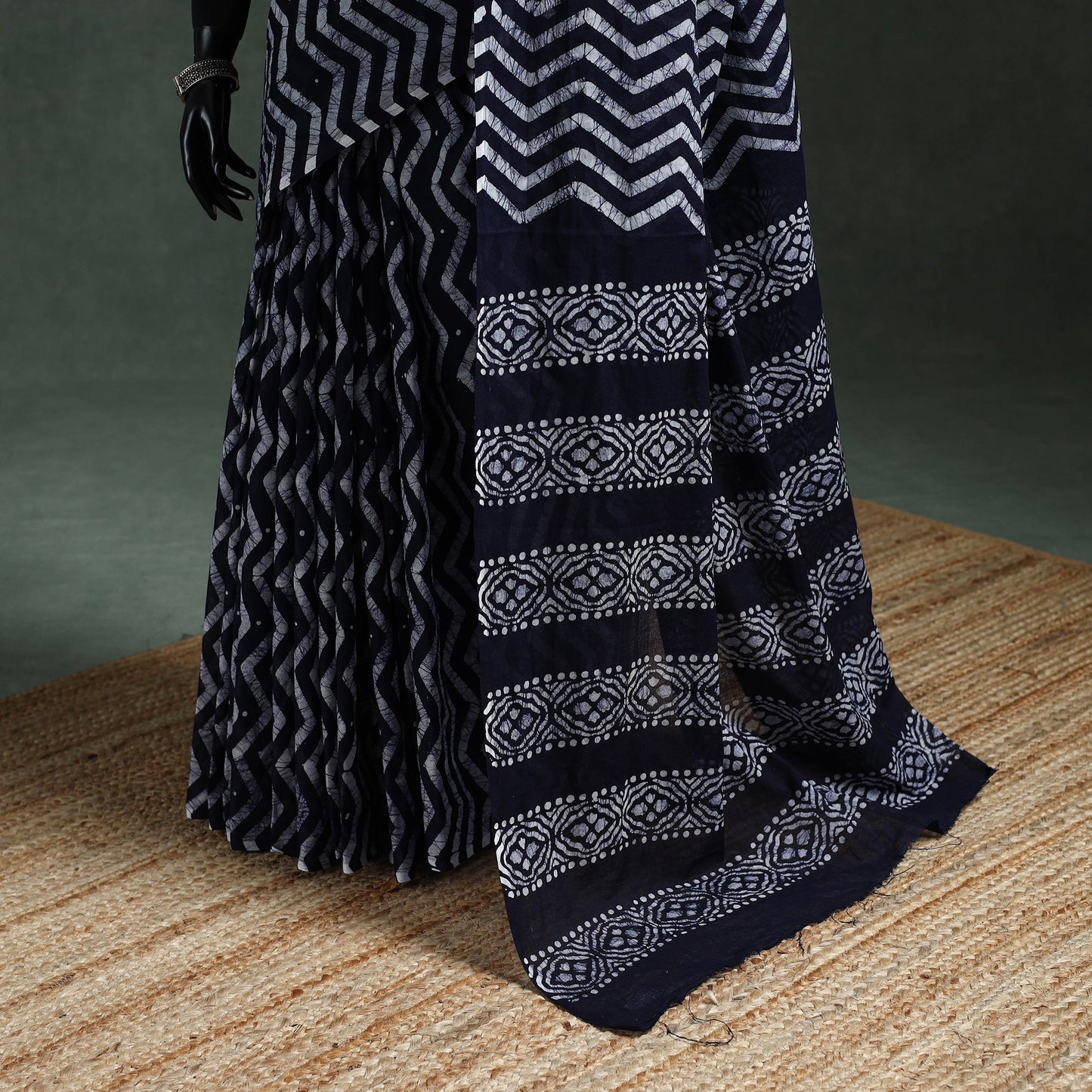 Pure mul cotton hand block batik print saree 38