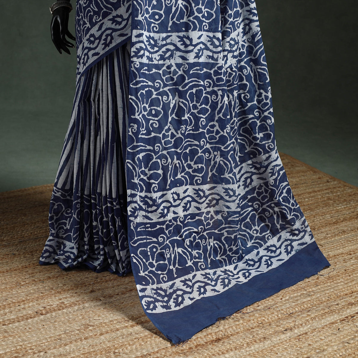 Pure mul cotton hand block batik print saree 81