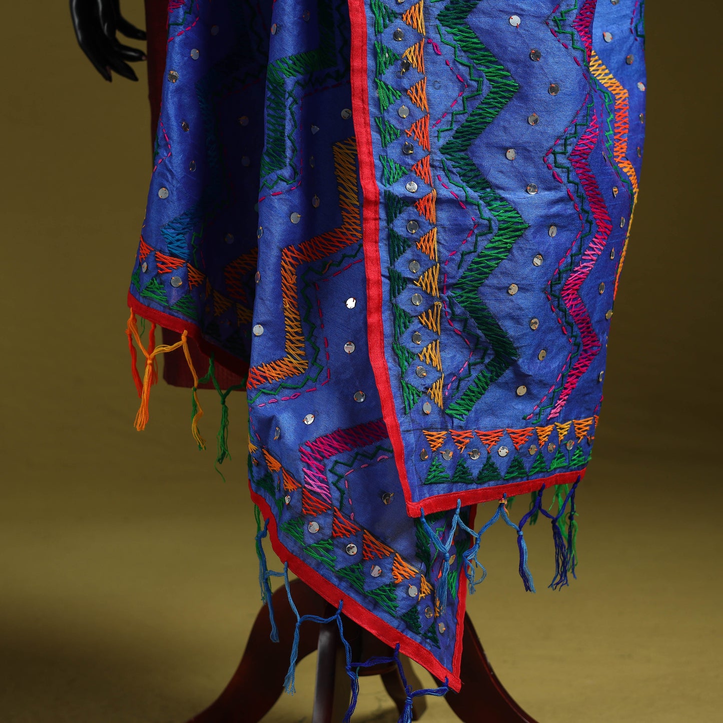 Ranihati chanderi silk zig zag hand embroidery dupatta 25