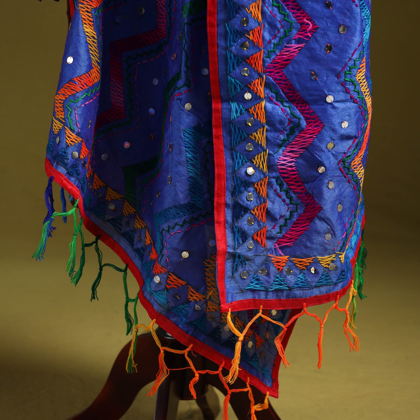 Ranihati chanderi silk zig zag hand embroidery dupatta 32