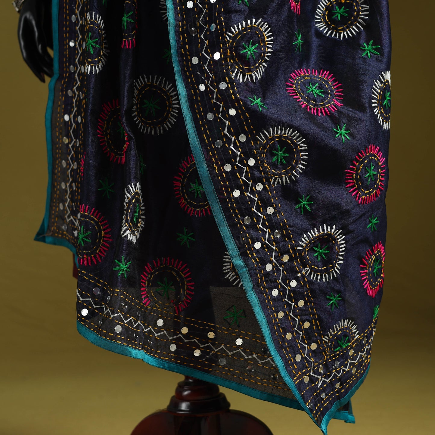 Ranihati chapa work chanderi silk hand embroidery dupatta