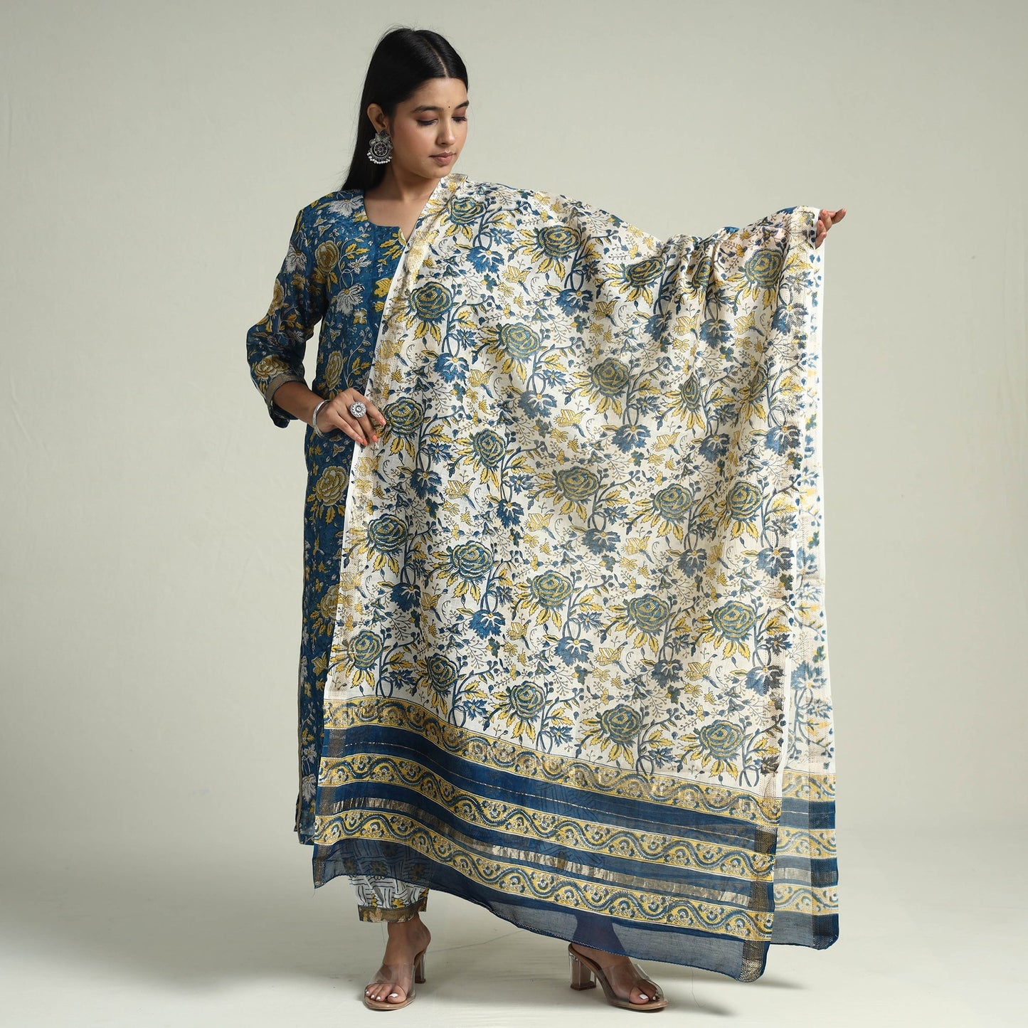 Buy Sanganeri Block Printed Maheshwari Silk Kurta with Palazzo & Dupatta Set Online at iTokri.com