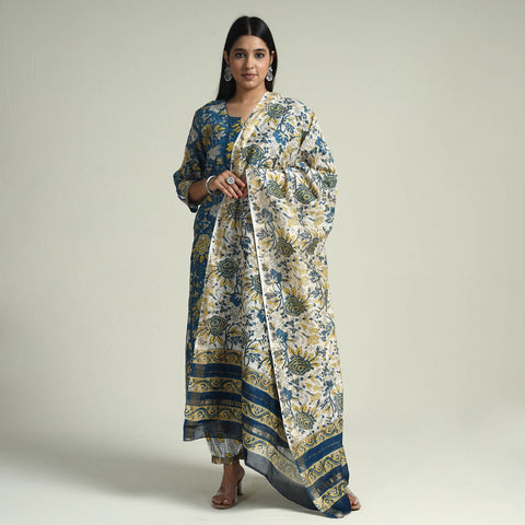 Buy Sanganeri Block Printed Maheshwari Silk Kurta with Palazzo & Dupatta Set Online at iTokri.com