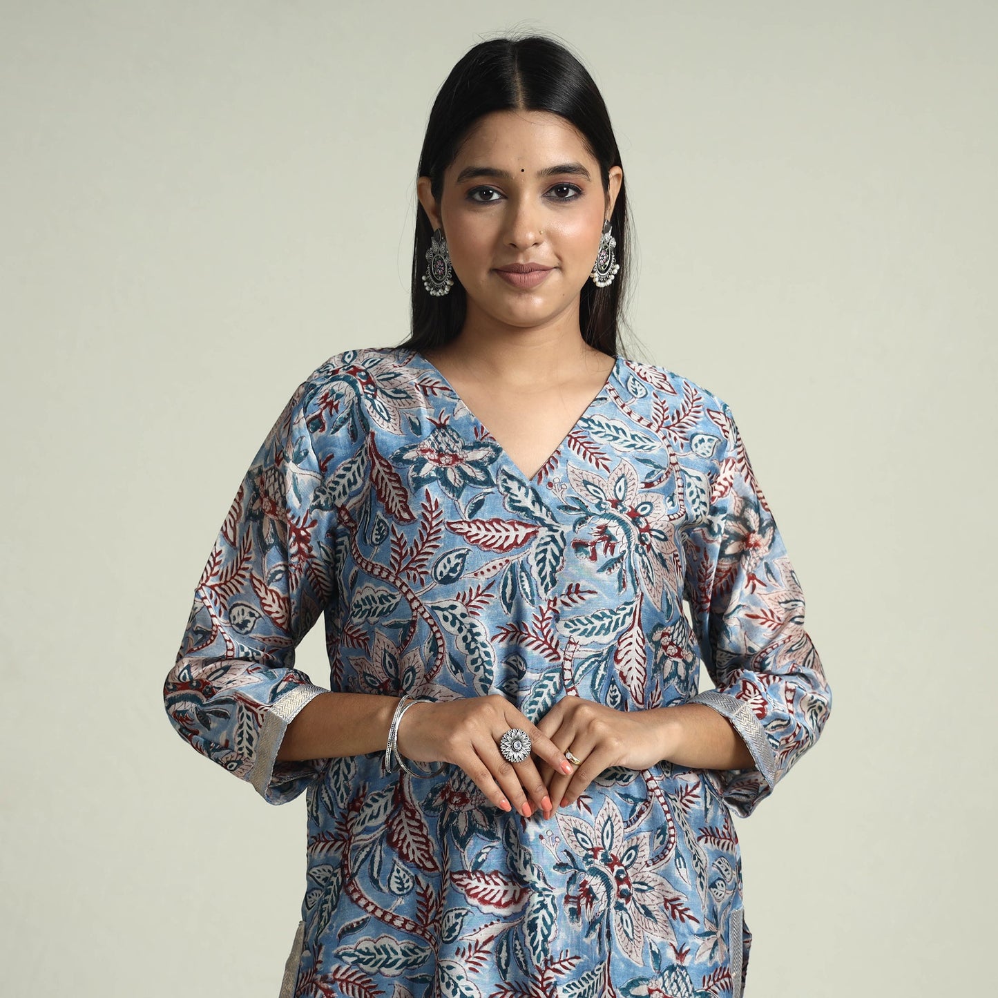  Sanganeri Block Printed Maheshwari Silk Kurta with Palazzo & Dupatta Set Online at iTokri.com
