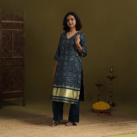 Blue - silk bandhani kurta set with lagdi patta (set of 2)