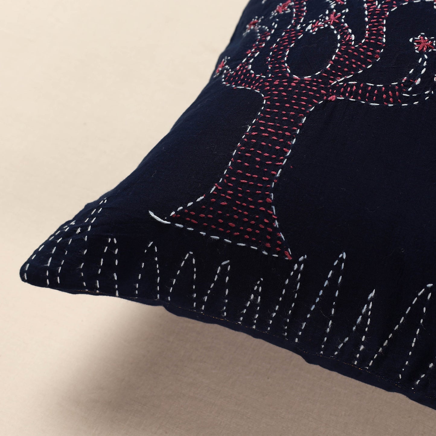  Tagai Work Cotton Cushion Cover (16 x 16 in) 