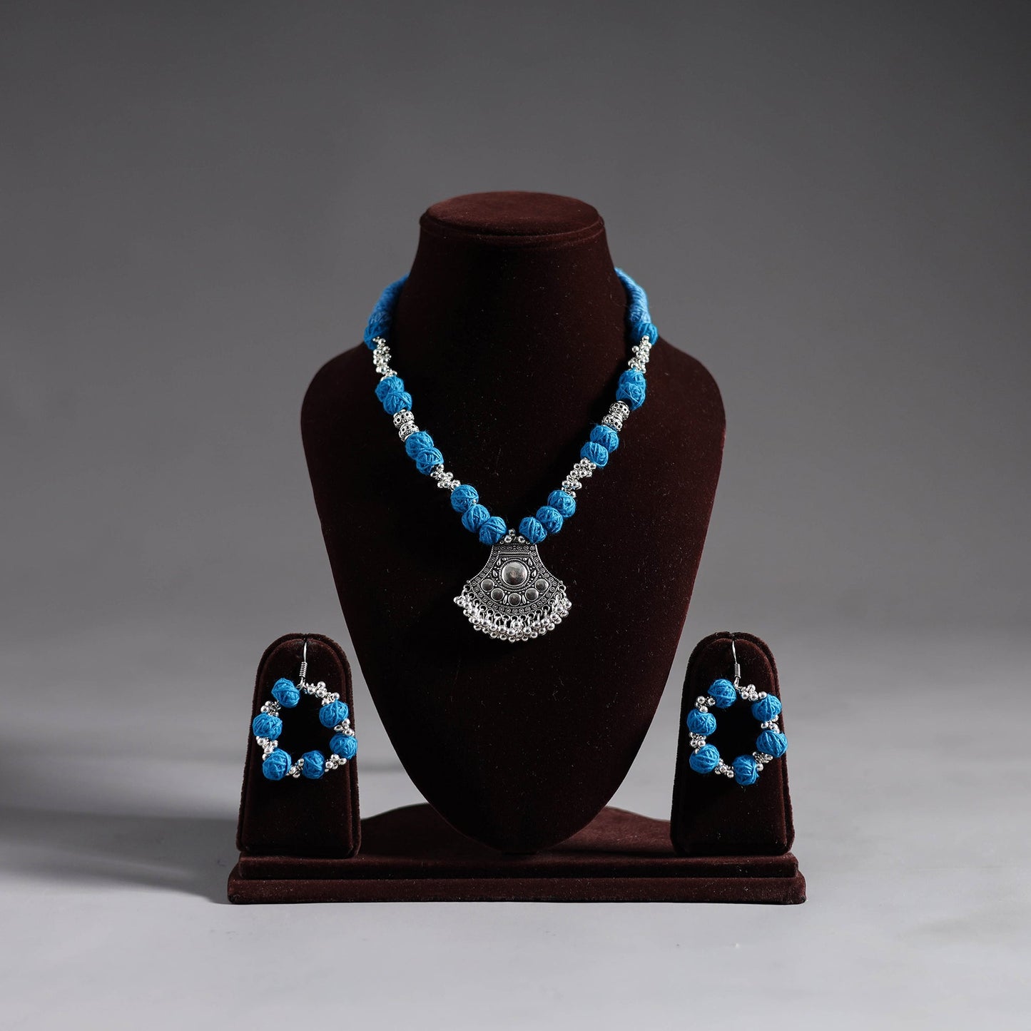Blue - thread beads handmade german silver necklace set 04