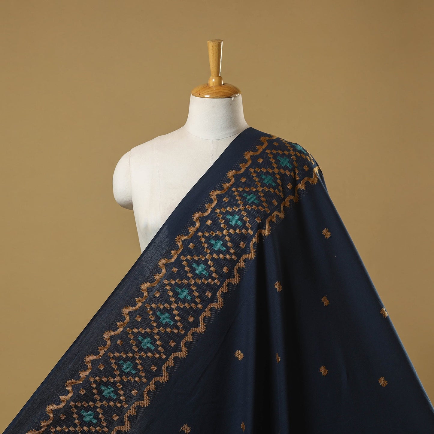 Thread buti cotton fabric with jamdani border 05