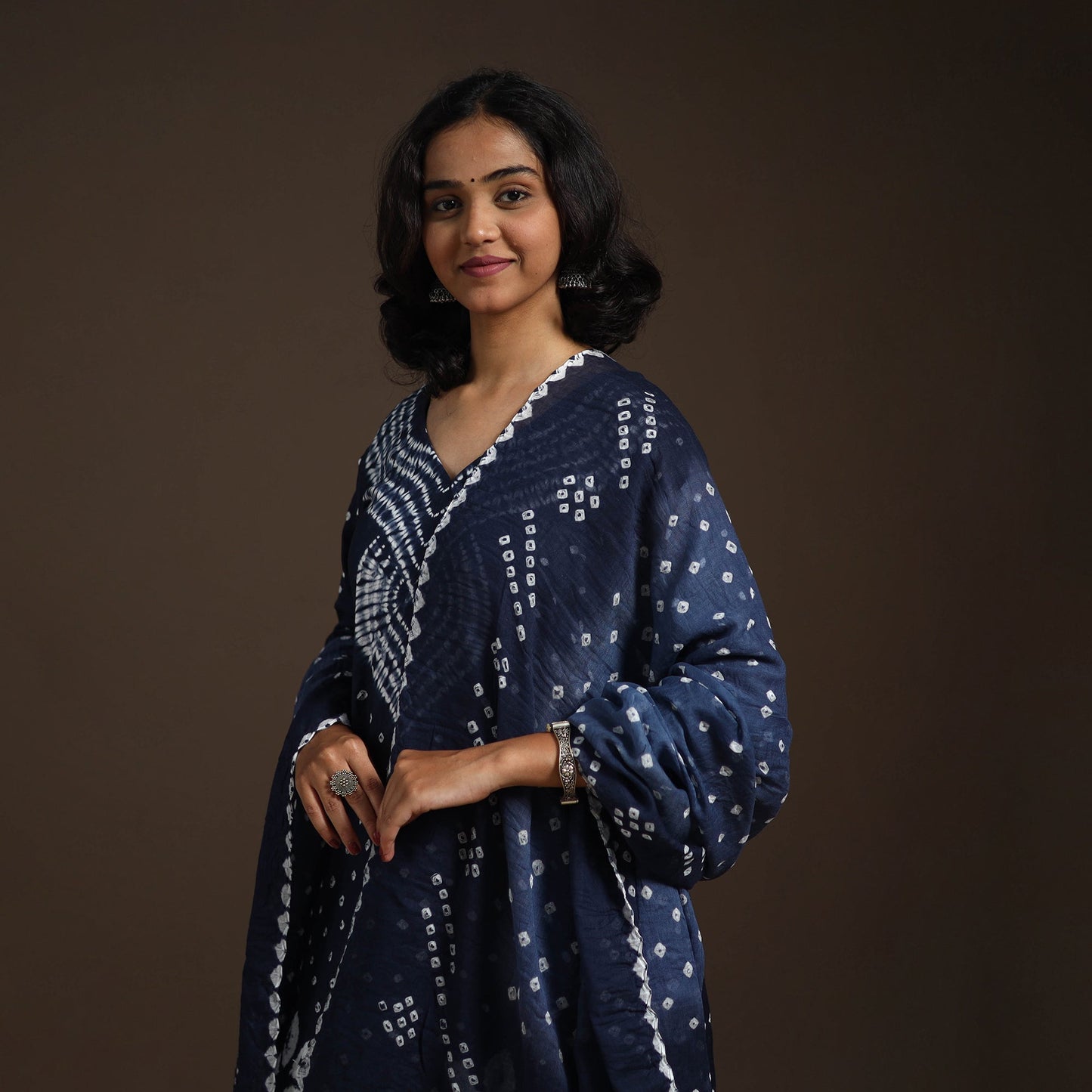 Blue - tie-dye cotton bandhani kurta set (set of 3) 04