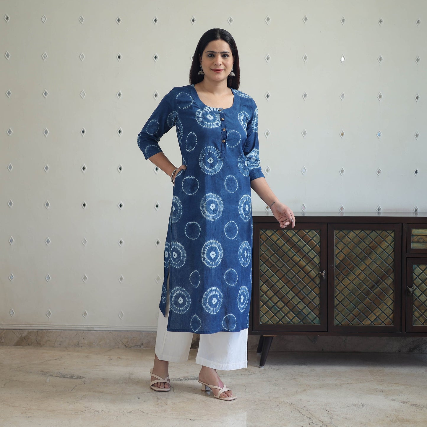Buy Blue Tie & Dye Cotton Straight Shibori Kurta