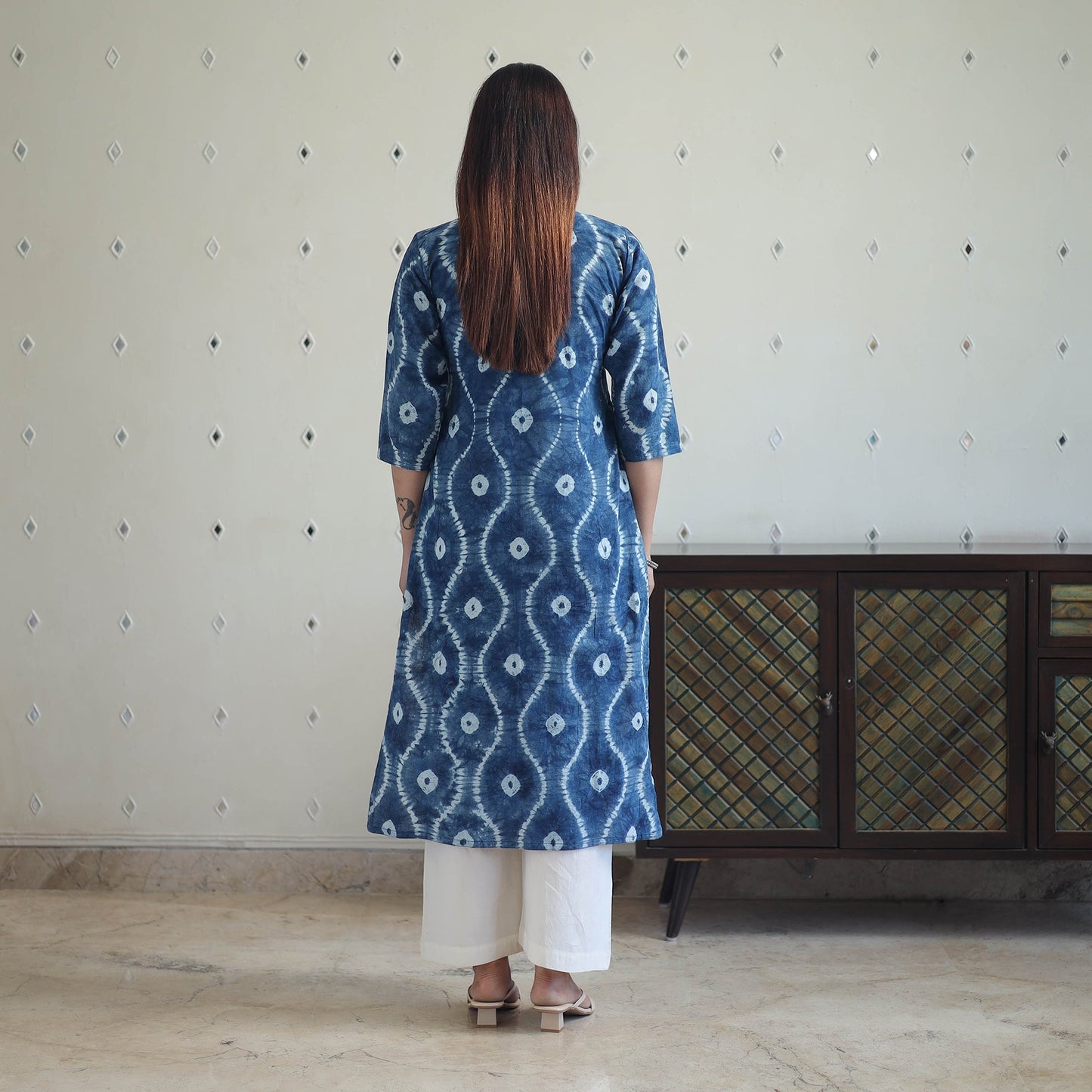  Blue Tie & Dye Cotton Straight Shibori Kurta for Women