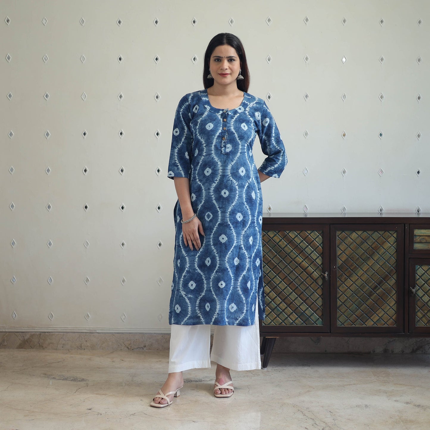  Blue Tie & Dye Cotton Straight Shibori Kurta for Women
