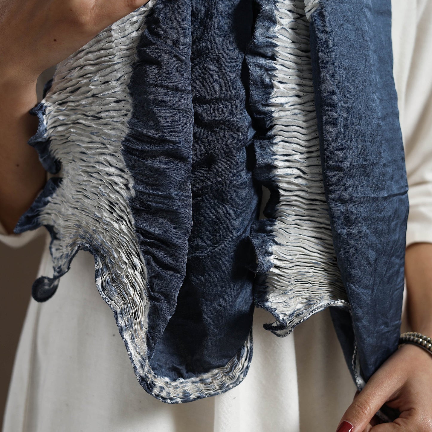 Blue - tie & dye gajji silk shibori stole 09 - handcrafted