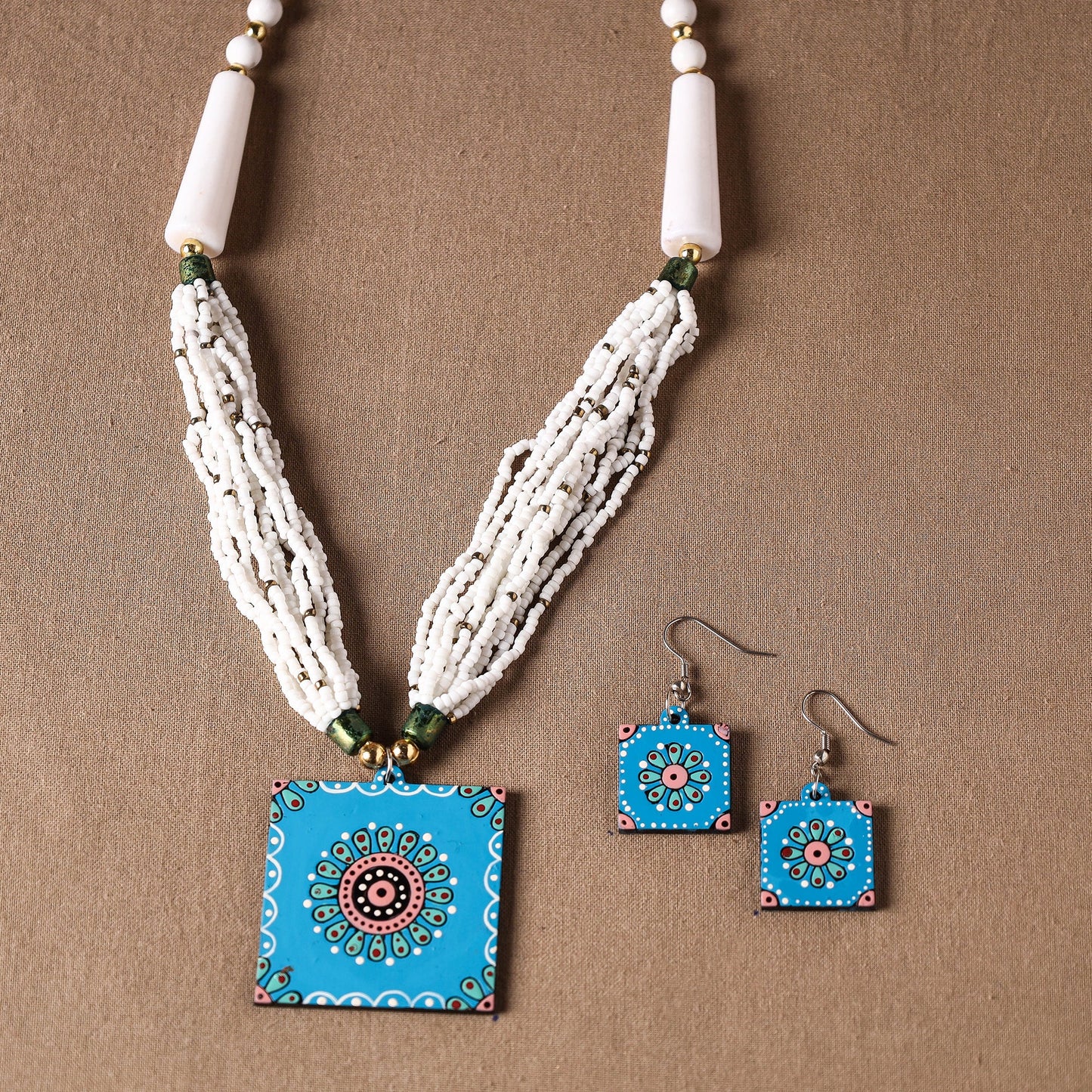 Buy Tikuli Art Handpainted Wooden Necklace Set Online at iTokri.com