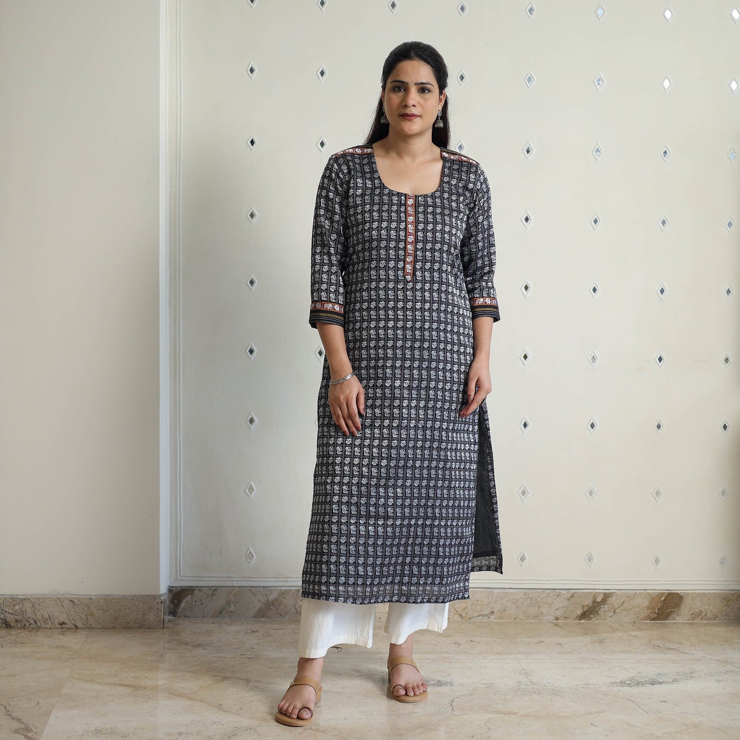 Traditional Khun Straight Kurta for Women