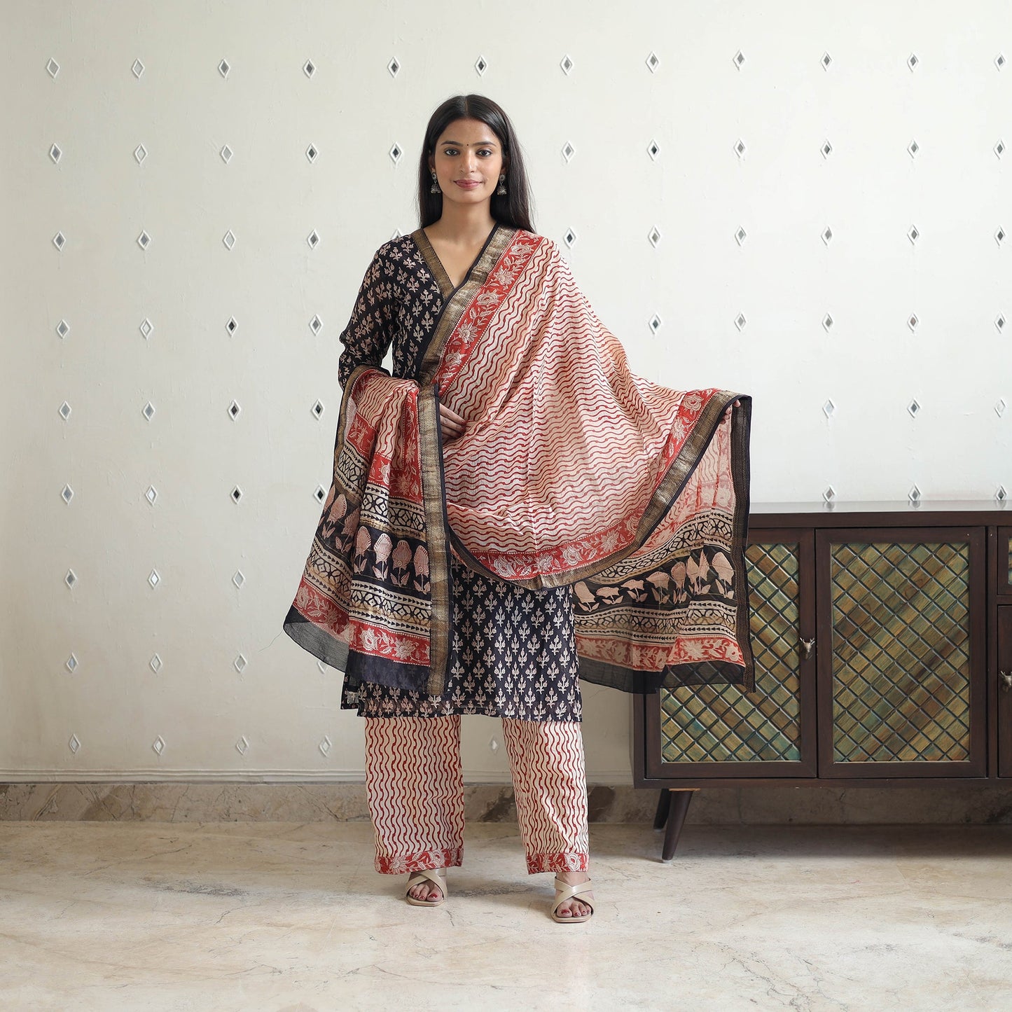 Buy Traditional Maheshwari Silk Bagru Print Kurta Set