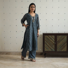 Buy Traditional Maheshwari Silk Bagru Print Kurta Set