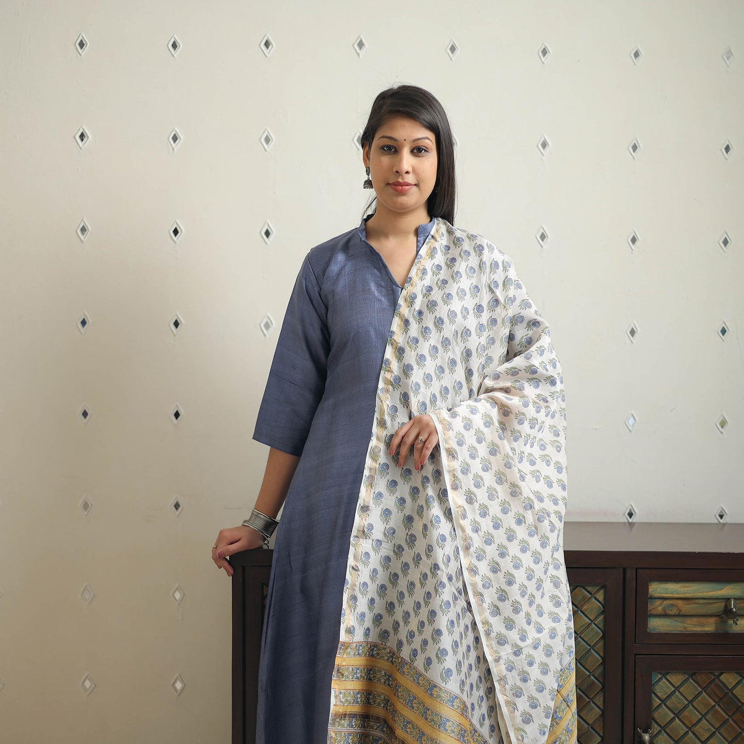 Blue - tussar dupion silk handloom plain kurta set 01