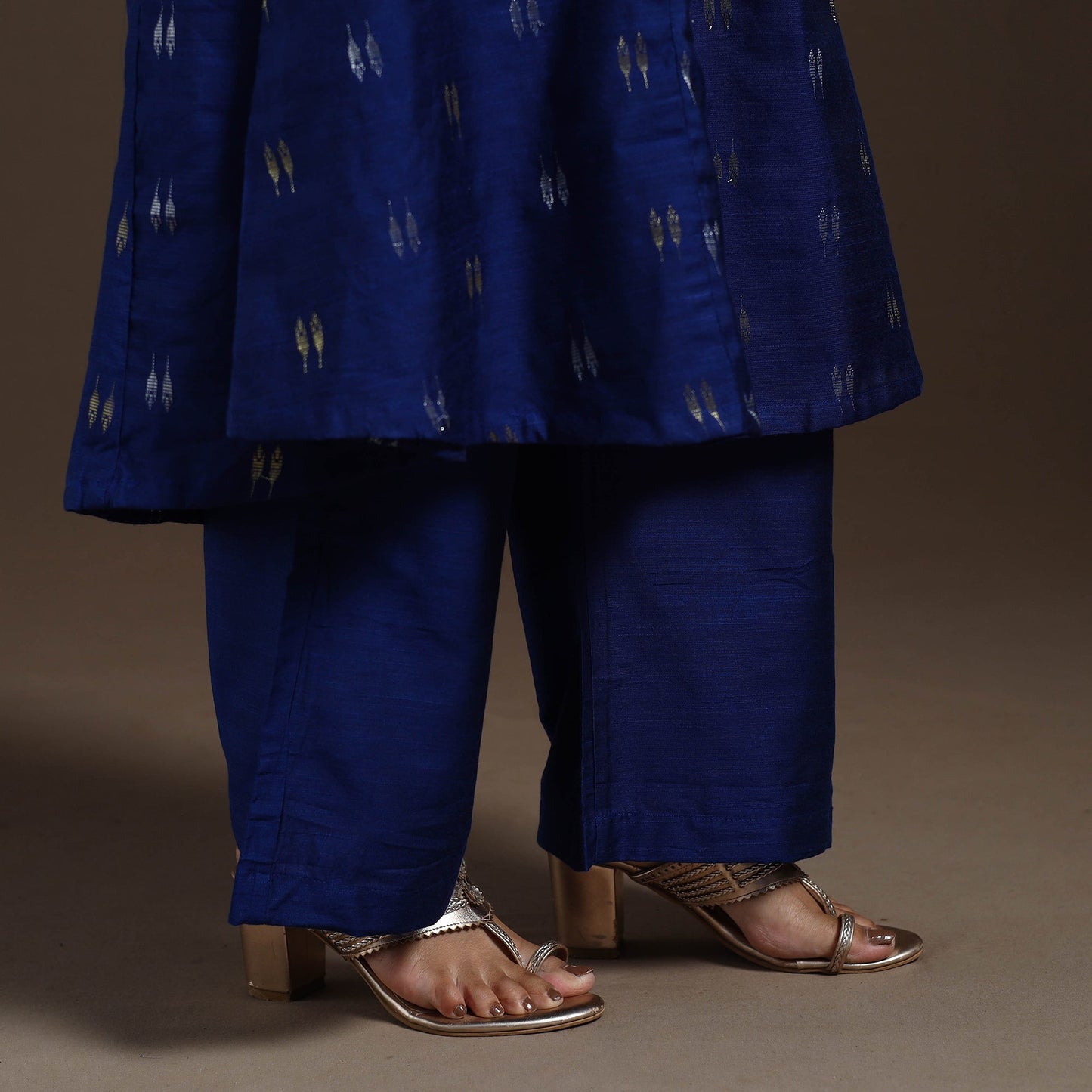 Blue Zari Buti A-Line Spun Dupion Silk Kurta Set (Set of 2)