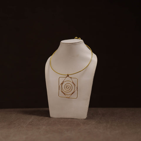 Brass metal handcrafted hasli necklace 104