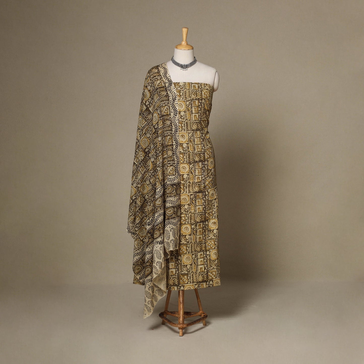 2pc cotton unstitched kalamkari dress material 15