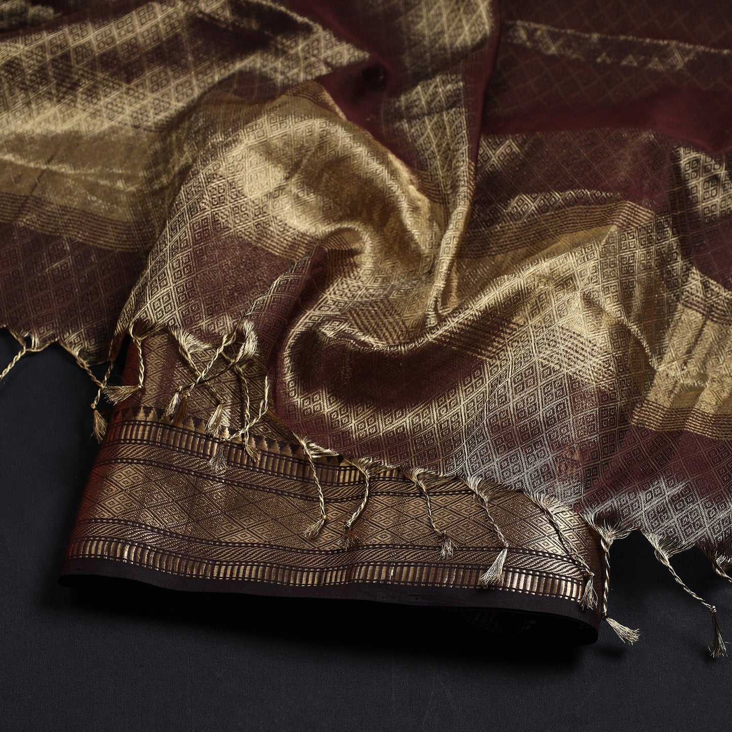 Buy 2pc Tissue Zari Handloom Cotton Maheshwari Dress Material