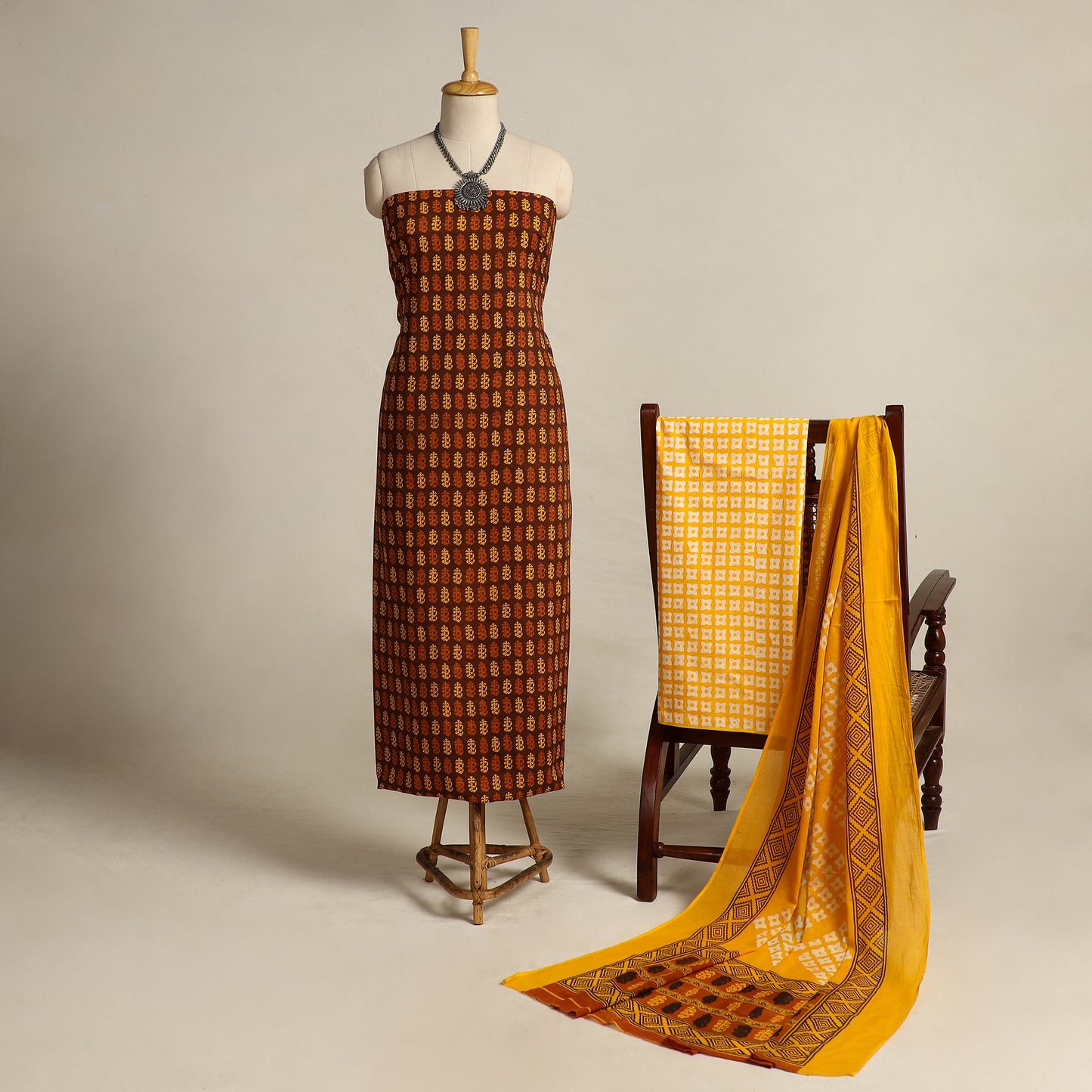 Buy 3pc Cotton Bagh Print Dress Material 