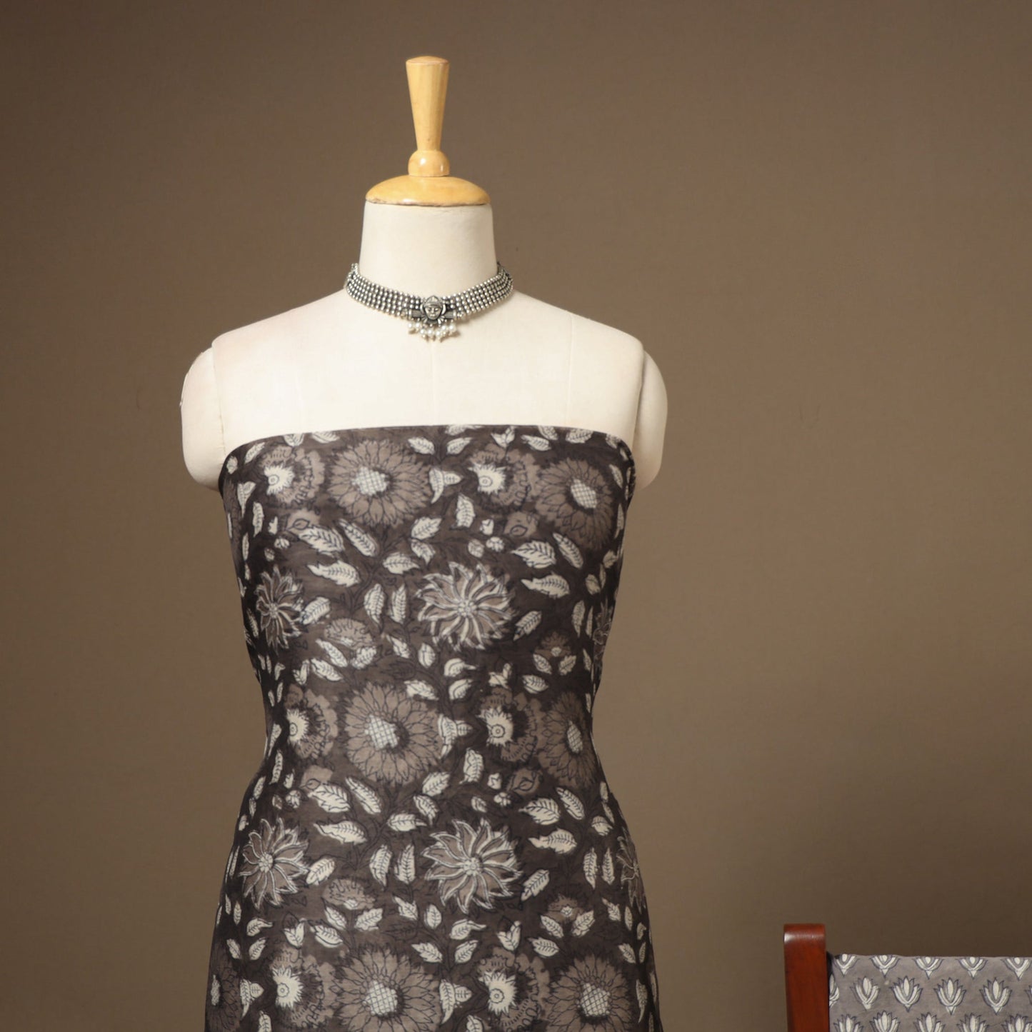 Brown 3pc Natural Dyed Maheshwari Silk Unstitched Vanaspati Jahota Dress Material