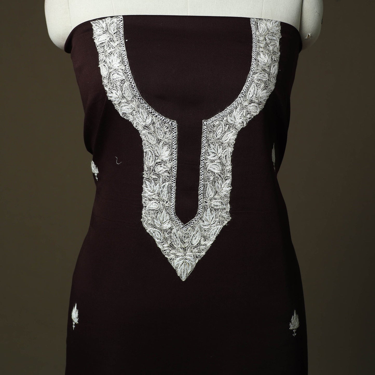 Aari hand embroidery cotton 2pc unstitched dress material