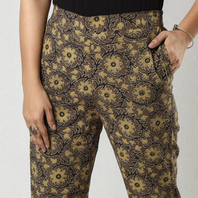 Brown printed cotton tapered casual pant for women