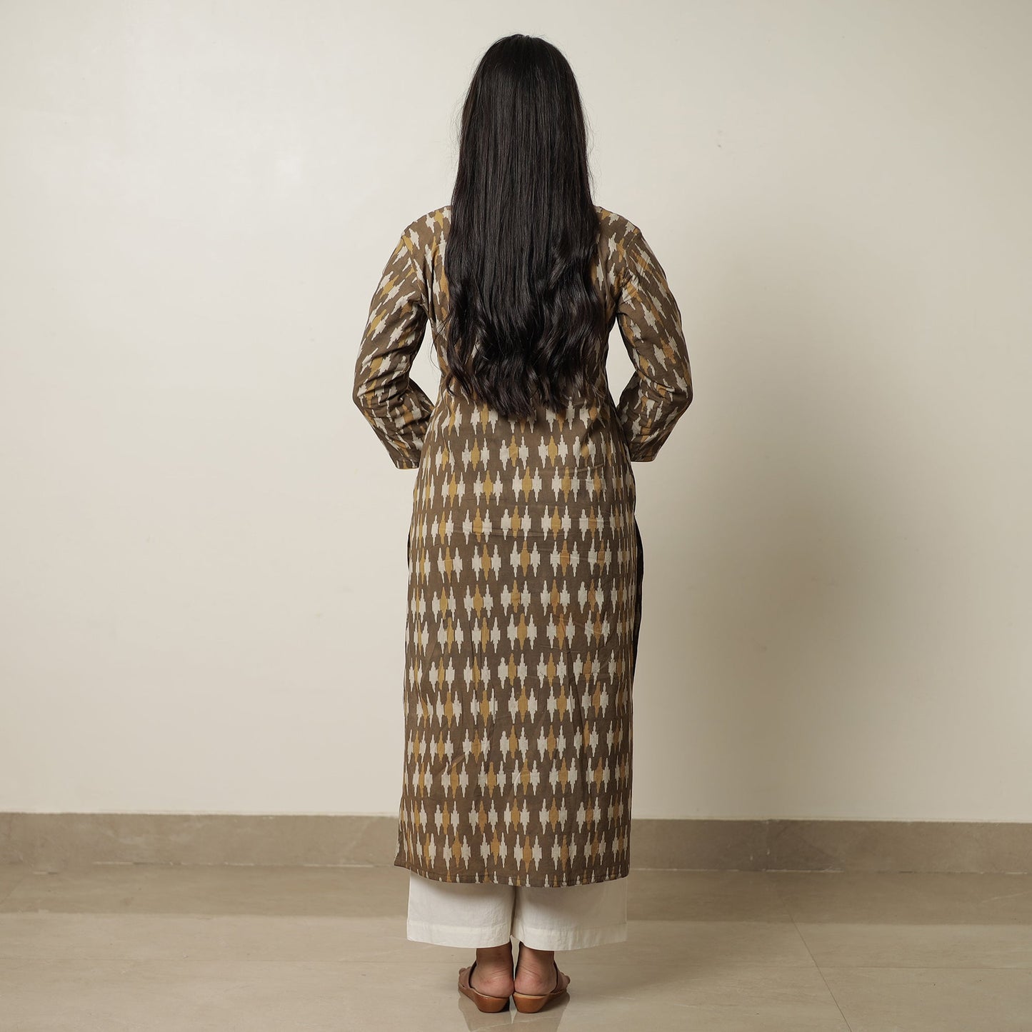  Akola Hand Block Printed Cotton Straight Kurta 01 Online at iTokri.com