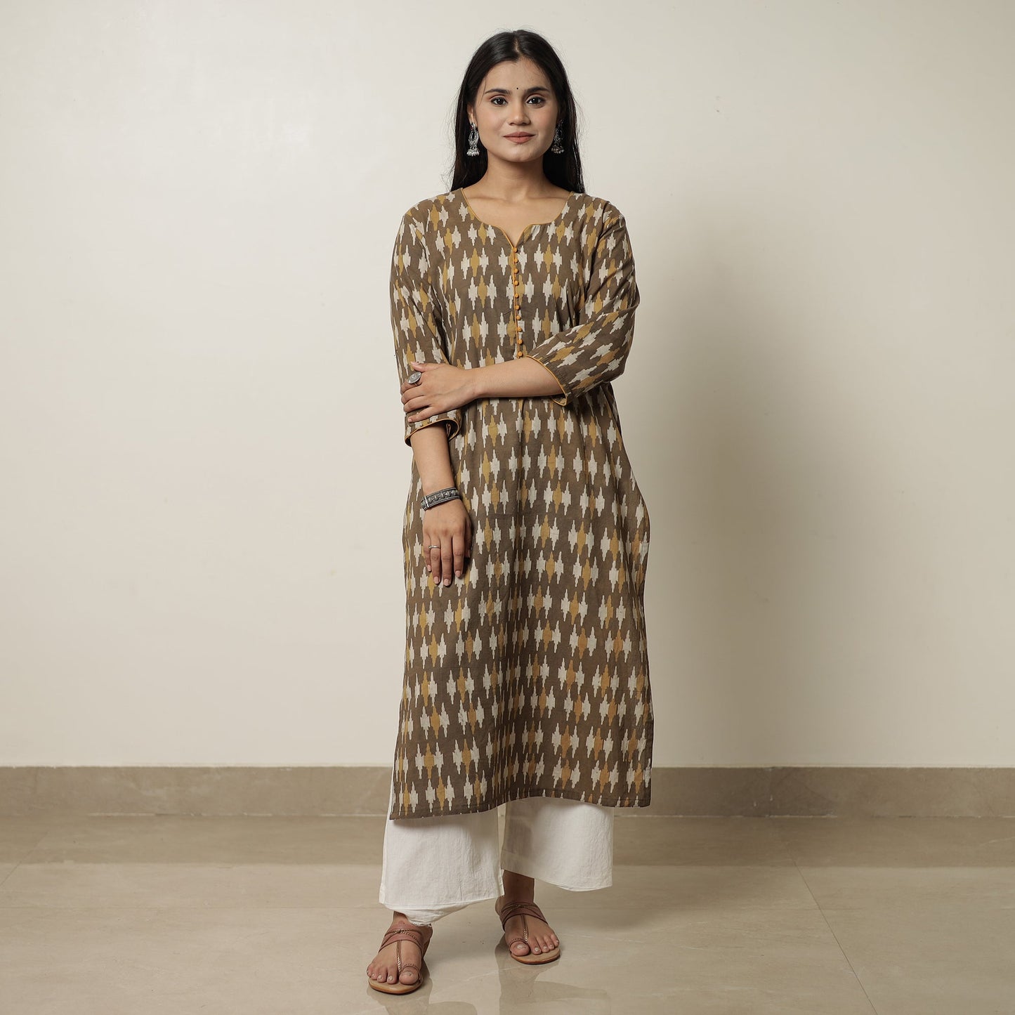  Akola Hand Block Printed Cotton Straight Kurta 01 Online at iTokri.com