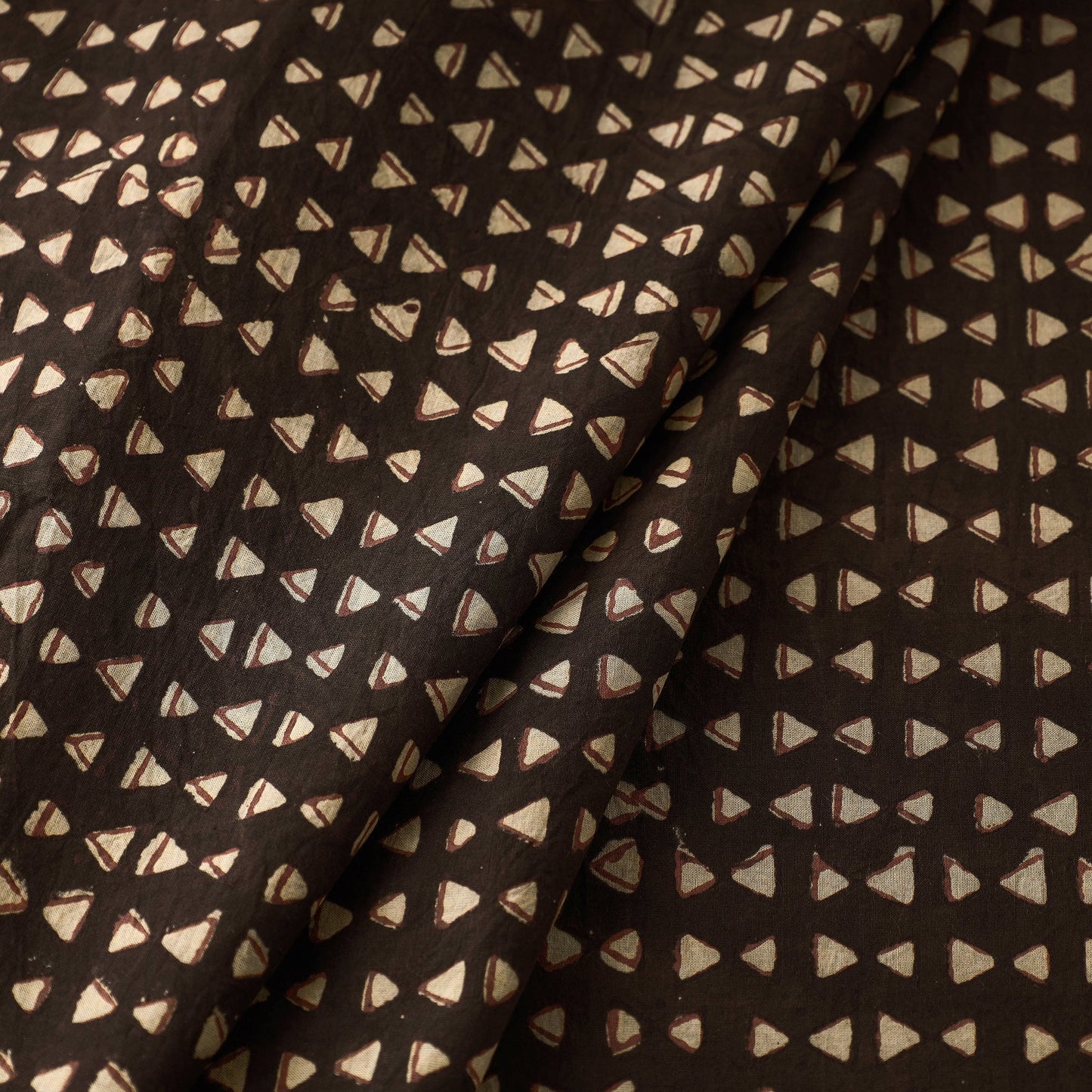 Buy Akola Hand Block Printed Cotton Fabric Online l iTokri.com