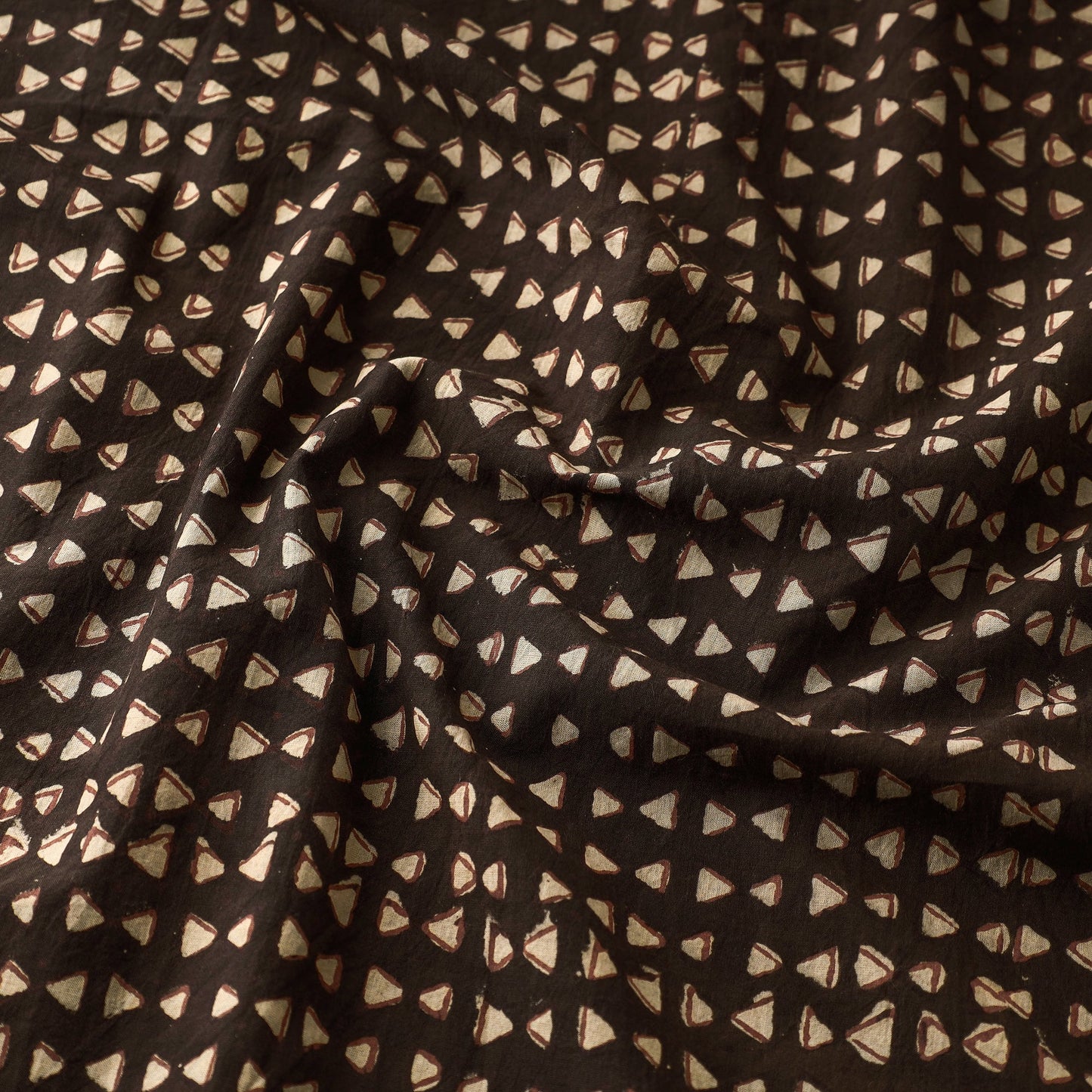 Buy Akola Hand Block Printed Cotton Fabric Online l iTokri.com