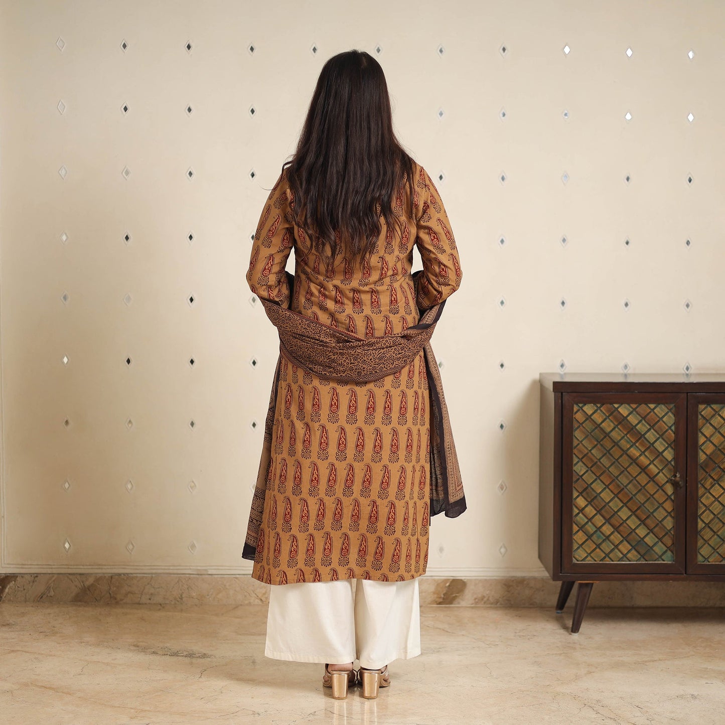 Brown - bagh cotton suit set (set of 2) 02 - handcrafted