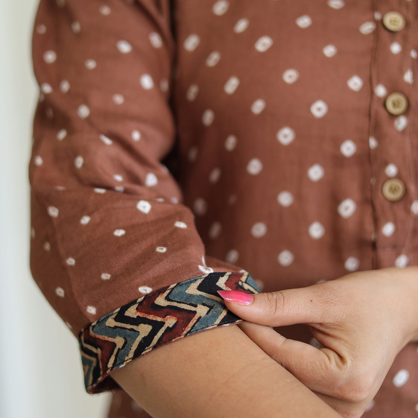 Buy Bandhani Tie-dye Cotton Long Straight Kurta Online at iTokri.com