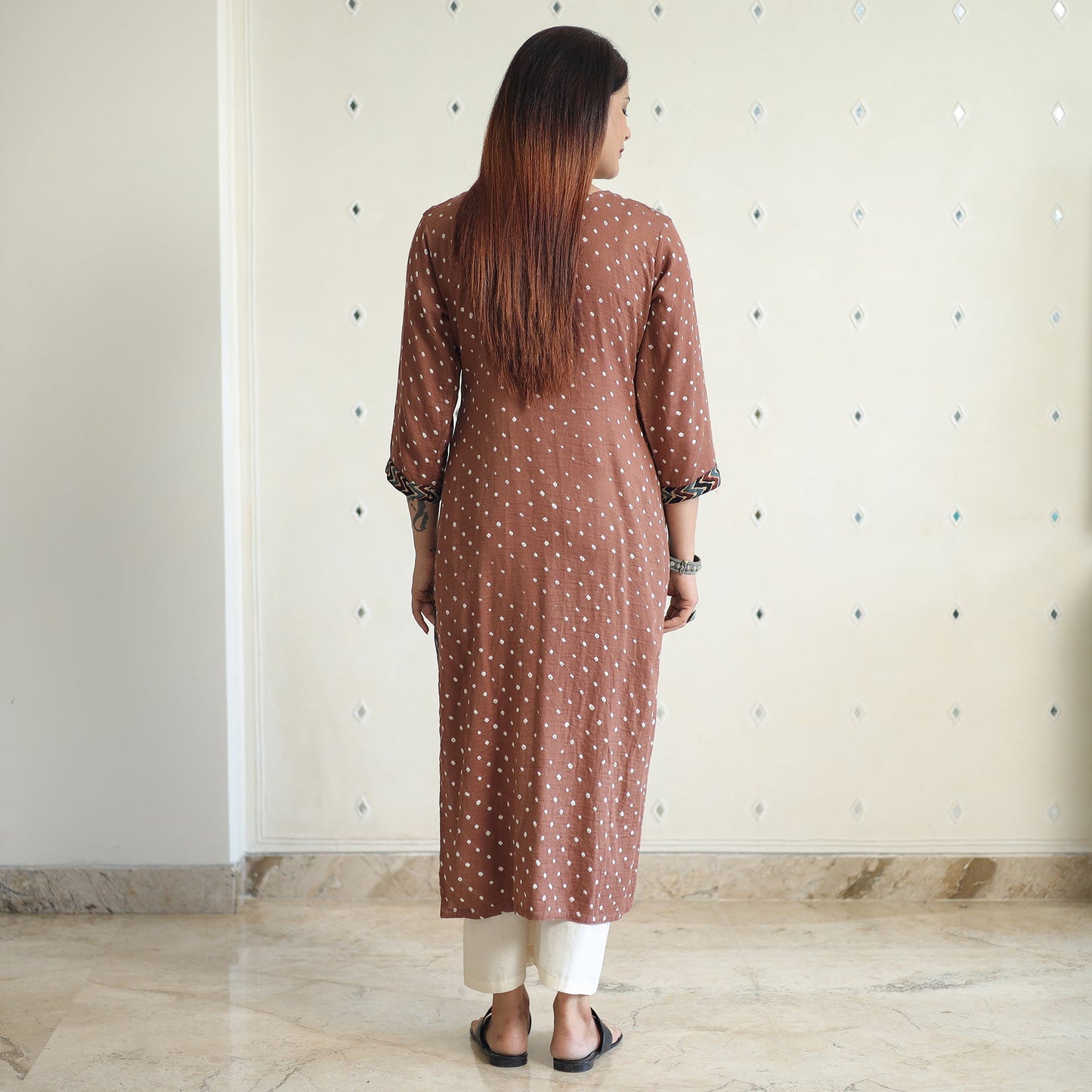 Buy Bandhani Tie-dye Cotton Long Straight Kurta Online at iTokri.com