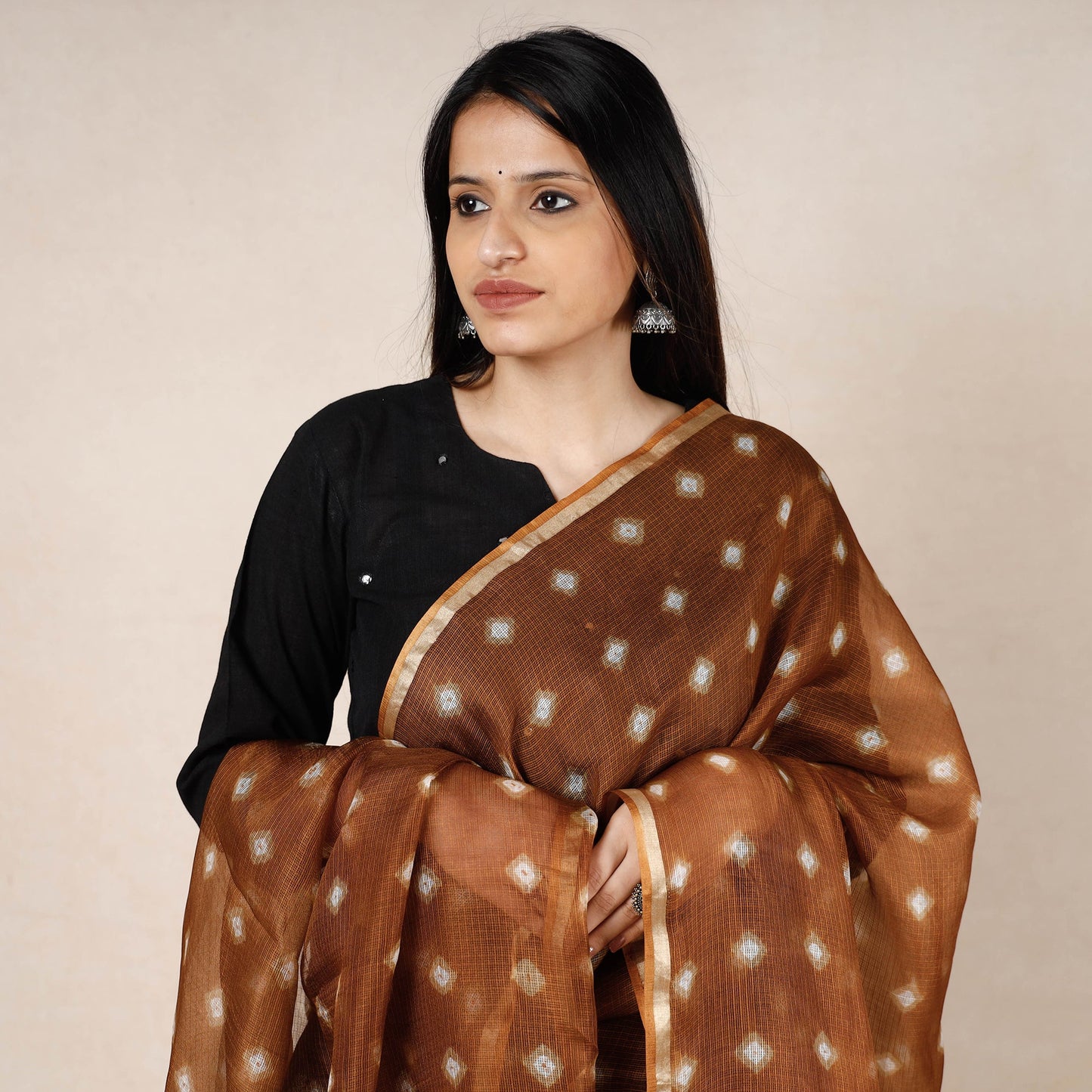  Bandhani Tie-Dye Kota Doria Silk Dupatta with Tassels Online at iTokri.com 