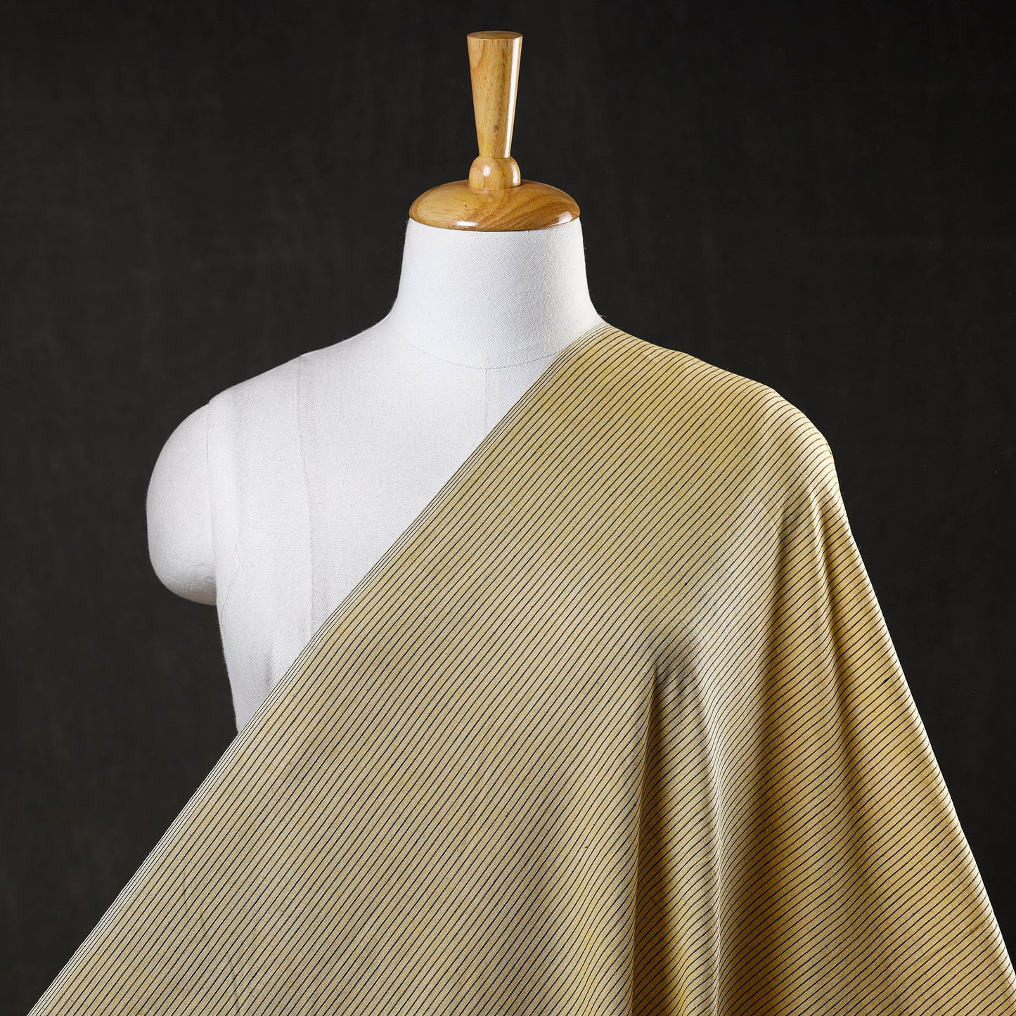 Buy Baragaon Pre Washed Handloom Striped Cotton Fabric Online l iTokri.com