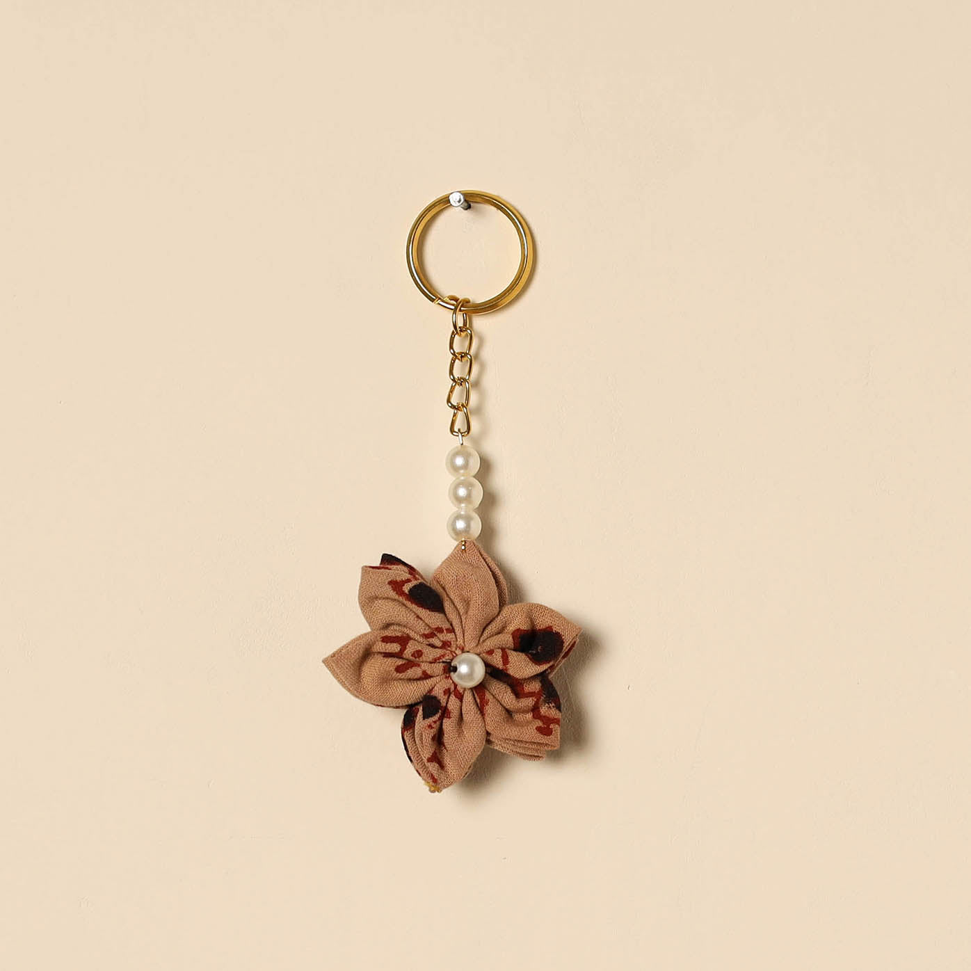 Beaded fabart flower keychain 19 - handcrafted