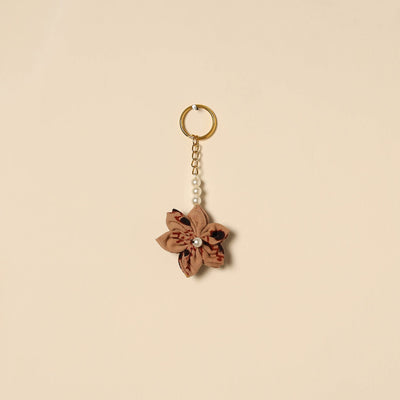 Beaded fabart flower keychain 19 - handcrafted